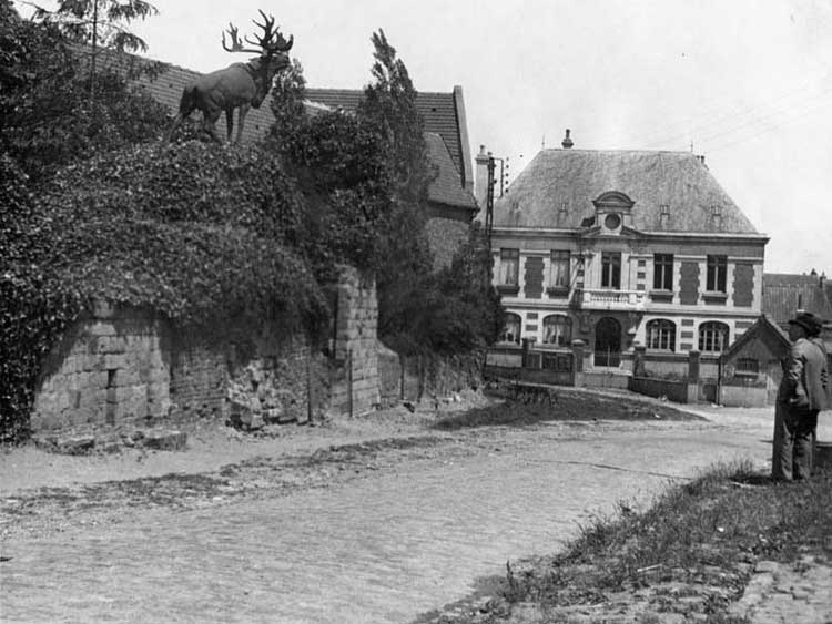 Newfoundland War Memorial, Monchy-le-Preux, France, 1938 - Monument de Guerre de Terre-Neuve, Monchy-le-Preux, France, 1938.