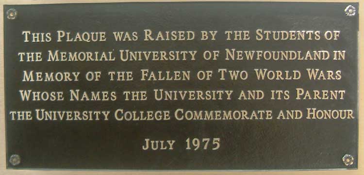 Plaque raised by the students of the Memorial University of Newfoundland - Plaque mont par les tudiants de lUniversit Mmorial de Terre-Neuve