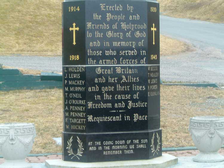 War memorial located in Holyrood, Newfoundland - Mmorial de Guerre, Holyrood, Terre-Neuve