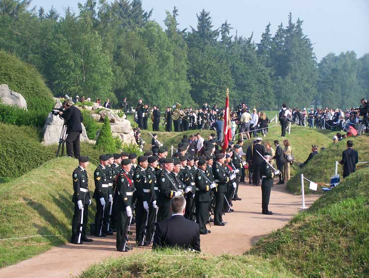 90th anniversary celebrations of the battle of Beaumont Hamel, Beaumont Hamel, France - Les Clbrations du 90e anniversaire de la bataille de Beaumont Hamel, Beaumont Hamel, France.