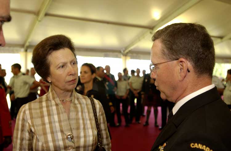 Princess Anne at the 90th anniversary ceremony - la Princesse Anne  la Crmonie de la 90e Anniversaire