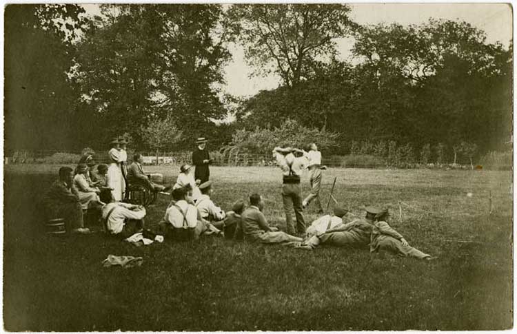 Group of wounded Newfoundlanders, members of the 1st Newfoundland Regiment, at Wandsworth Hospital, London, England